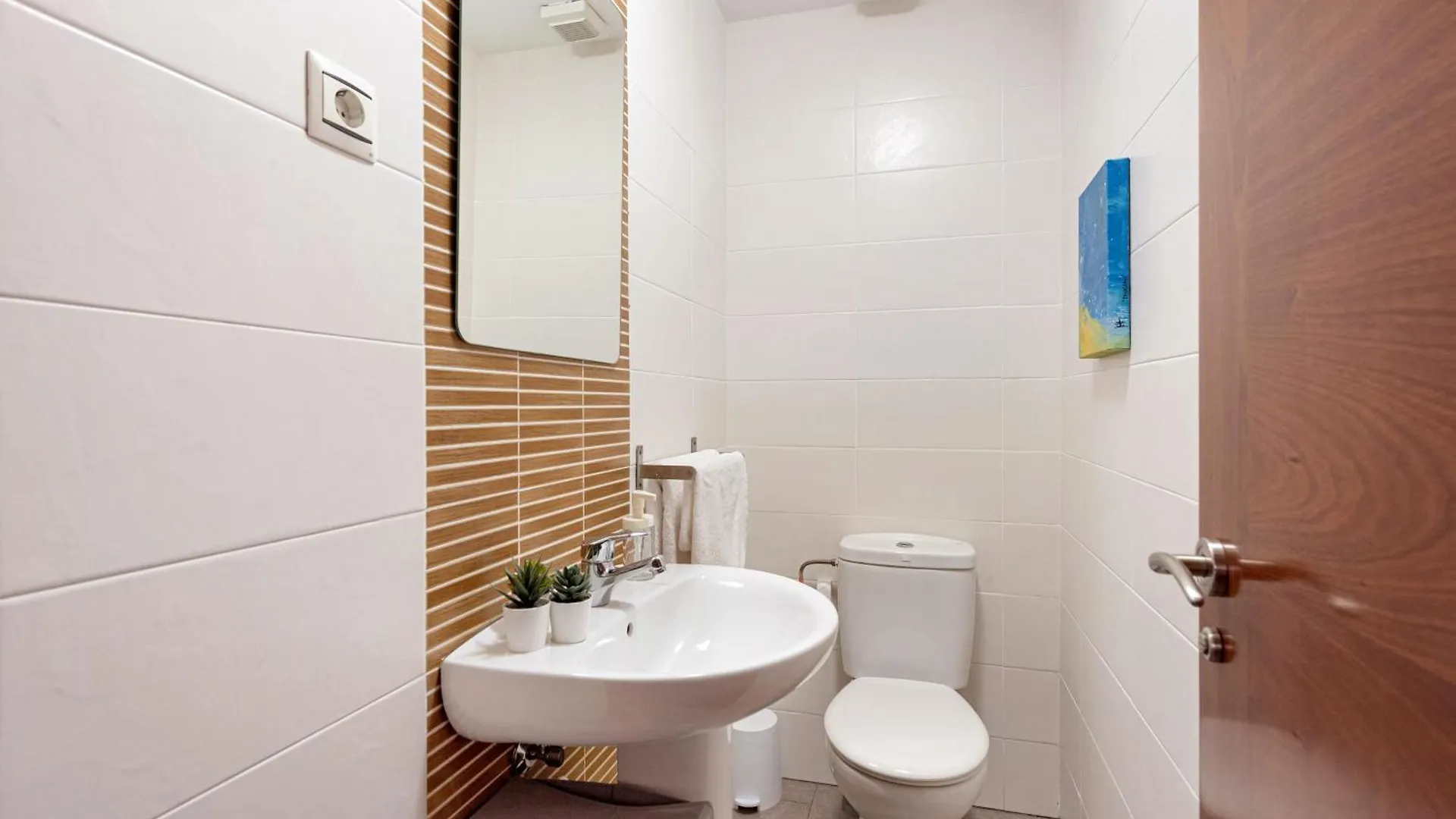 Piscina, Patio Privado Y Aparcamiento Apartment Malaga